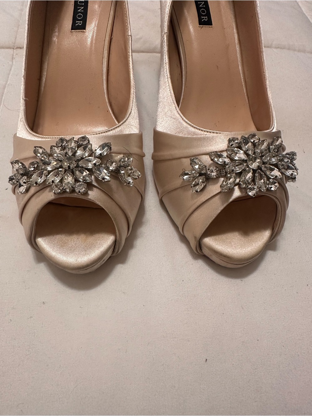 ERIJUNOR Champagne Satin Peep-Toe Heels with Crystal Brooch - Picture 8 of 8